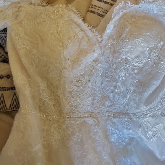 Oleg Cassini Wedding Dress - Picture 4 of 7